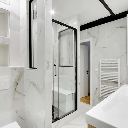 Lovely Montorgeuil 6p *