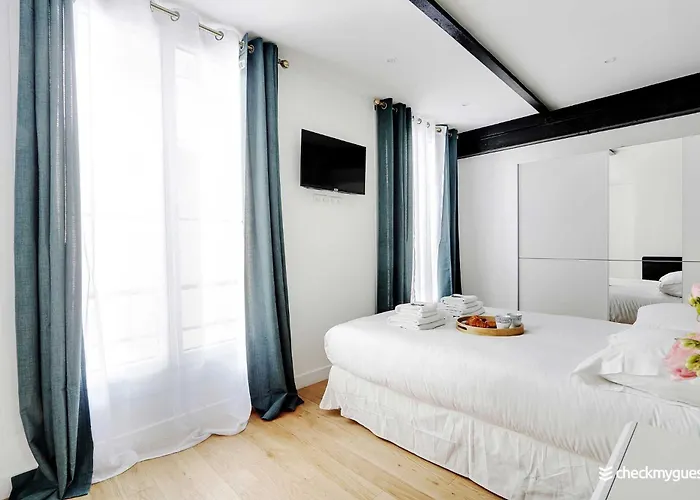 Lovely Montorgeuil 6p * Paris